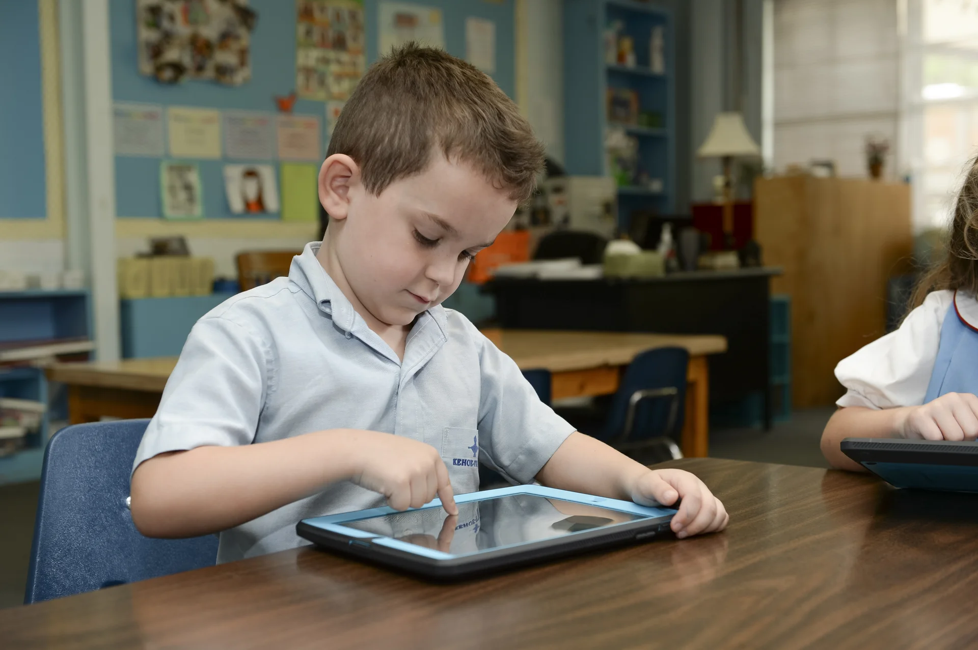 1:1 iPad and Chromebook learning